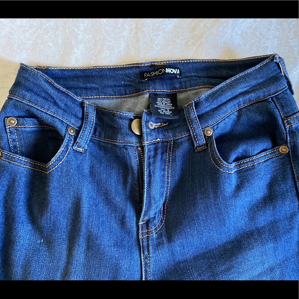 Don’t Forget About Me Jeans - Medium Blue Wash